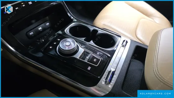 KIA CARNIVAL DIESEL 7-SEATER NOBLESSE