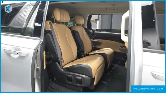 KIA CARNIVAL DIESEL 7-SEATER NOBLESSE