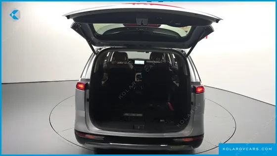 KIA CARNIVAL DIESEL 7-SEATER NOBLESSE