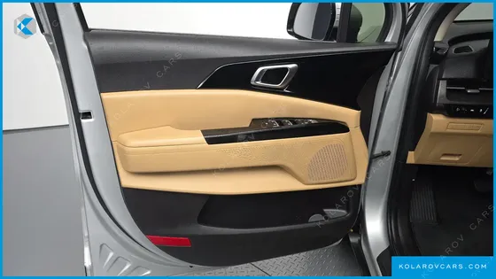 KIA CARNIVAL DIESEL 7-SEATER NOBLESSE