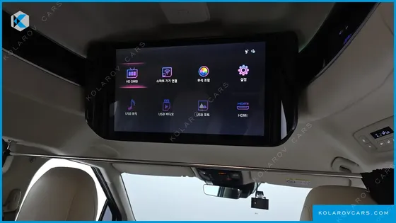 KIA CARNIVAL 7-SEATER HI-LIMOUSINE