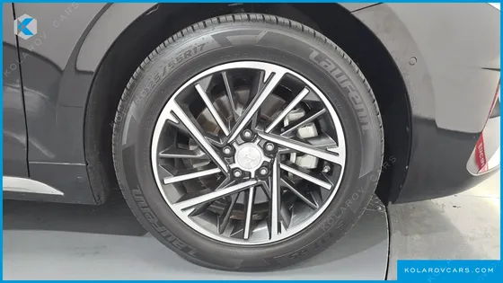 HYUNDAI GRANDEUR 3.0 LPI RENT CAR