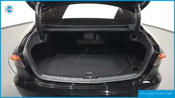 HYUNDAI GRANDEUR 3.0 LPI RENT CAR