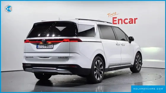 KIA CARNIVAL DIESEL 7-SEATER SIGNATURE