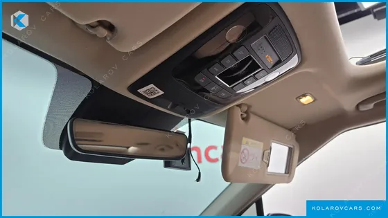 KIA CARNIVAL DIESEL 7-SEATER SIGNATURE