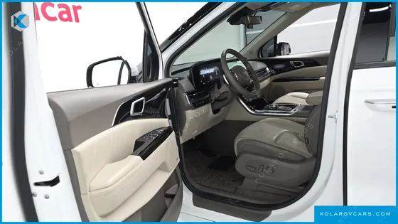 KIA CARNIVAL GASOLINE 7-SEATER HI-LIMOUSINE