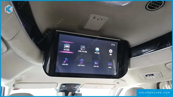 KIA CARNIVAL GASOLINE 7-SEATER HI-LIMOUSINE