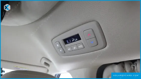 KIA CARNIVAL GASOLINE 7-SEATER HI-LIMOUSINE
