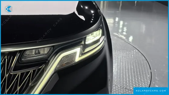 KIA CARNIVAL DIESEL 9-SEATER NOBLESSE