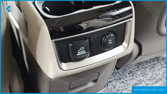 KIA CARNIVAL GASOLINE 7-SEATER SIGNATURE