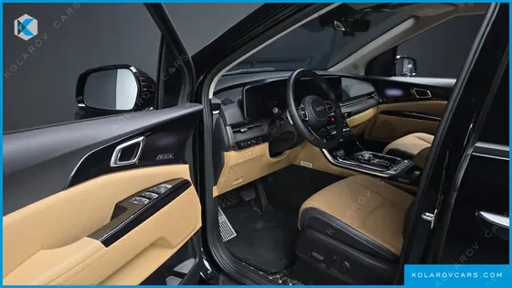 KIA CARNIVAL GASOLINE 9-SEATER SIGNATURE
