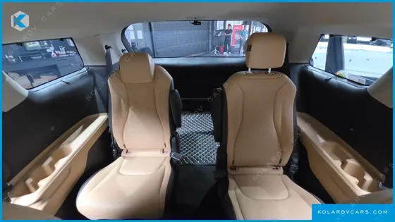 KIA CARNIVAL GASOLINE 9-SEATER SIGNATURE