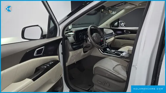 KIA CARNIVAL DIESEL 9-SEATER HI-LIMOUSINE