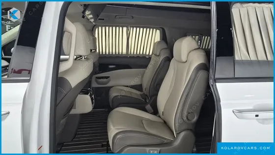 KIA CARNIVAL DIESEL 9-SEATER HI-LIMOUSINE
