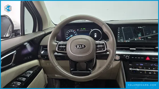 KIA CARNIVAL DIESEL 9-SEATER HI-LIMOUSINE