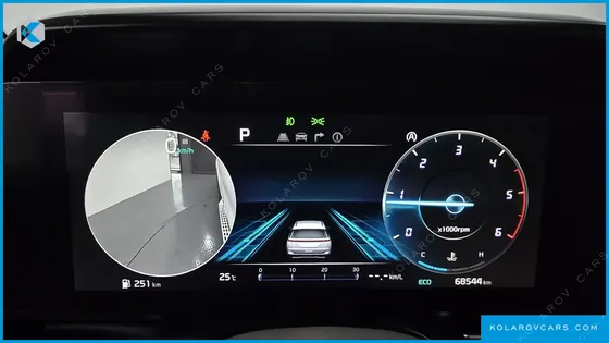 KIA CARNIVAL DIESEL 9-SEATER HI-LIMOUSINE