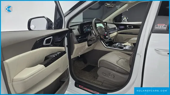 KIA CARNIVAL DIESEL 9-SEATER HI-LIMOUSINE