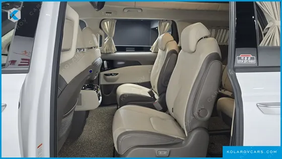 KIA CARNIVAL DIESEL 9-SEATER HI-LIMOUSINE