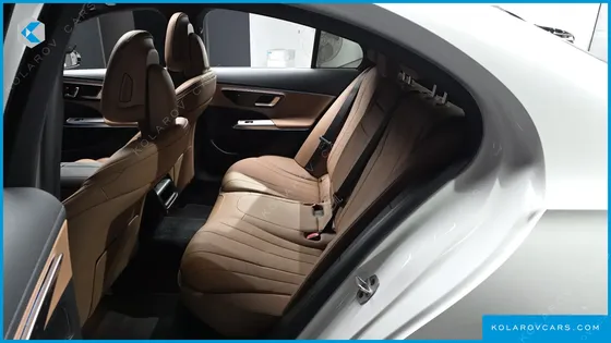 MERCEDES E-CLASS E200 AVANTGARDE
