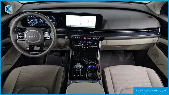 KIA CARNIVAL GASOLINE 9-SEATER HI-LIMOUSINE