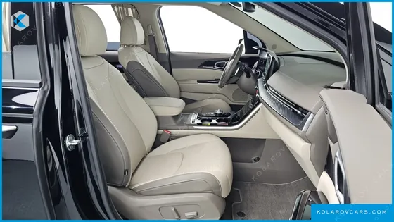 KIA CARNIVAL GASOLINE 9-SEATER HI-LIMOUSINE