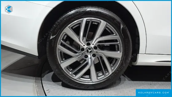 MERCEDES E-CLASS E220D 4MATIC EXCLUSIVE