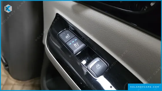 KIA CARNIVAL 9-SEATER SIGNATURE