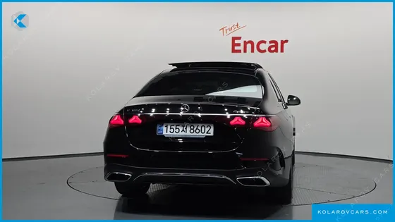 MERCEDES E-CLASS E300 4MATIC AMG LINE