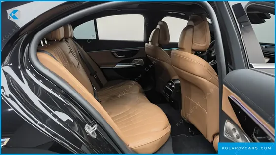 MERCEDES E-CLASS E300 4MATIC AMG LINE