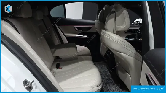 MERCEDES E-CLASS E200 AMG LINE