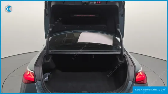MERCEDES E-CLASS E200 AVANTGARDE