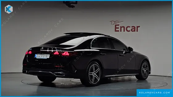 MERCEDES E-CLASS E300 4MATIC AMG LINE