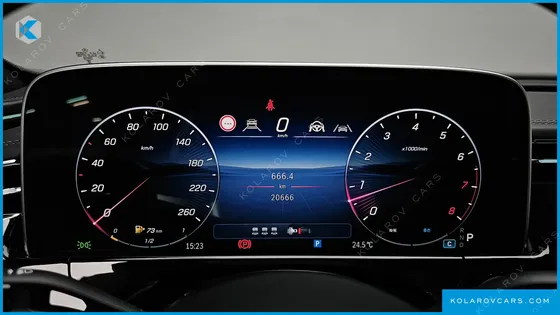 MERCEDES E-CLASS E300 4MATIC AMG LINE