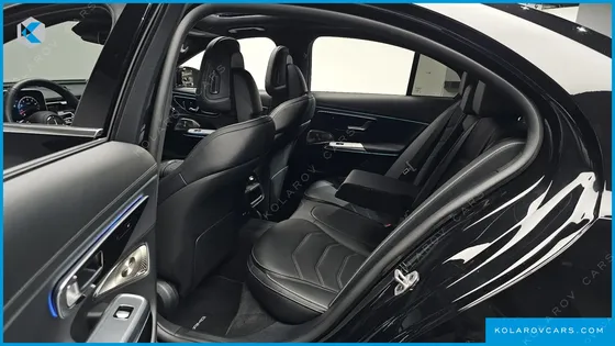 MERCEDES E-CLASS E300 4MATIC AMG LINE