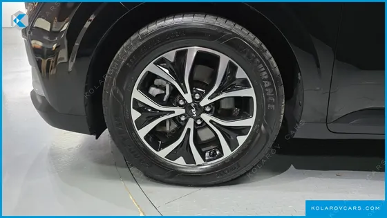 KIA CARNIVAL DIESEL 9-SEATER PRESTIGE