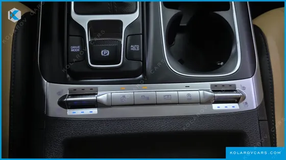 KIA CARNIVAL DIESEL 9-SEATER PRESTIGE