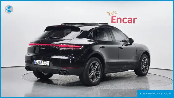 PORSCHE MACAN 2.0
