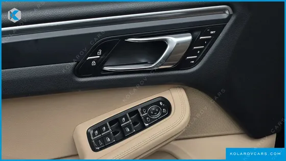PORSCHE MACAN 2.0
