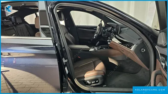 BMW 5 SERIES 530E M SPORT