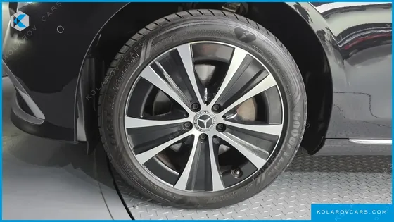 MERCEDES E-CLASS E300E 4MATIC EXCLUSIVE