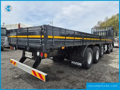 HYUNDAI TRAGO 10X4