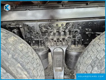 HYUNDAI TRAGO 10X4