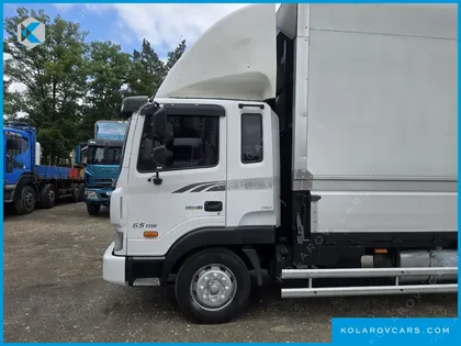 HYUNDAI MEGA TRUCK GOLD