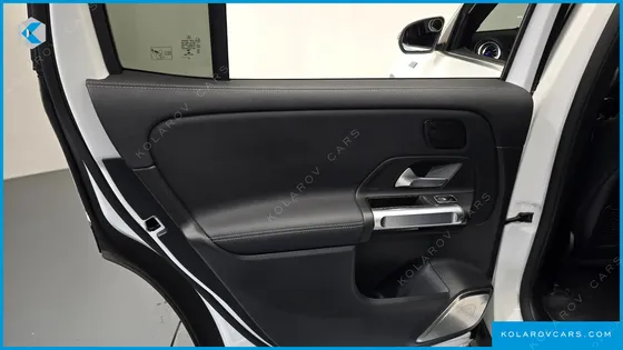 MERCEDES EQB EQB300 4MATIC AMG LINE