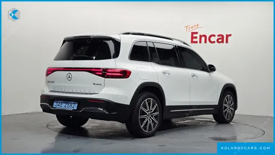 MERCEDES EQB EQB300 4MATIC AMG LINE
