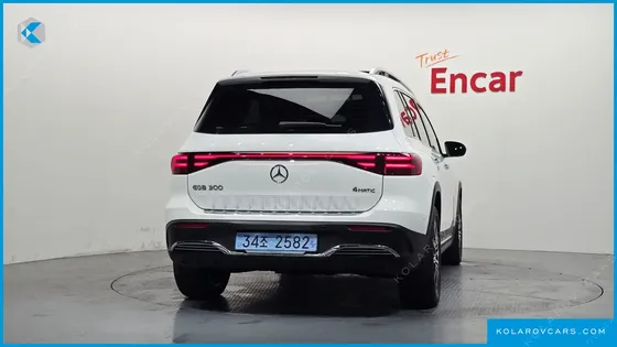 MERCEDES EQB EQB300 4MATIC AMG LINE