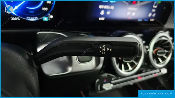 MERCEDES EQB EQB300 4MATIC AMG LINE