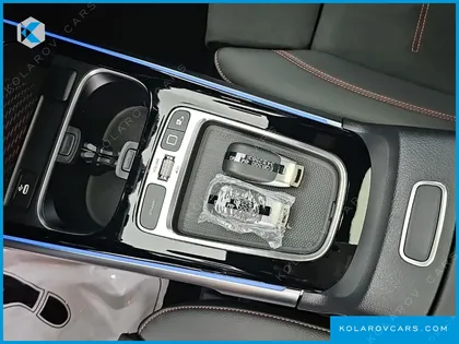 MERCEDES EQB EQB300 4MATIC AMG LINE