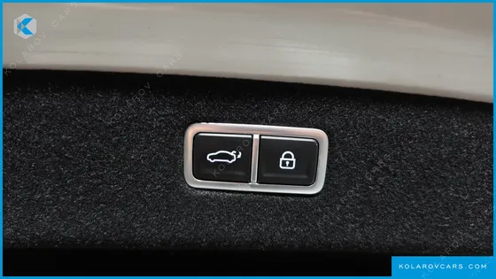 GENESIS G90 GASOLINE 3.5 TURBO AWD