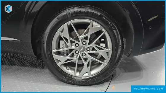 GENESIS GV70 2.5T GASOLINE 2WD